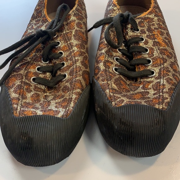 BOBS Skechers glitter leopard print sneakers size W6.5 - Picture 4 of 9